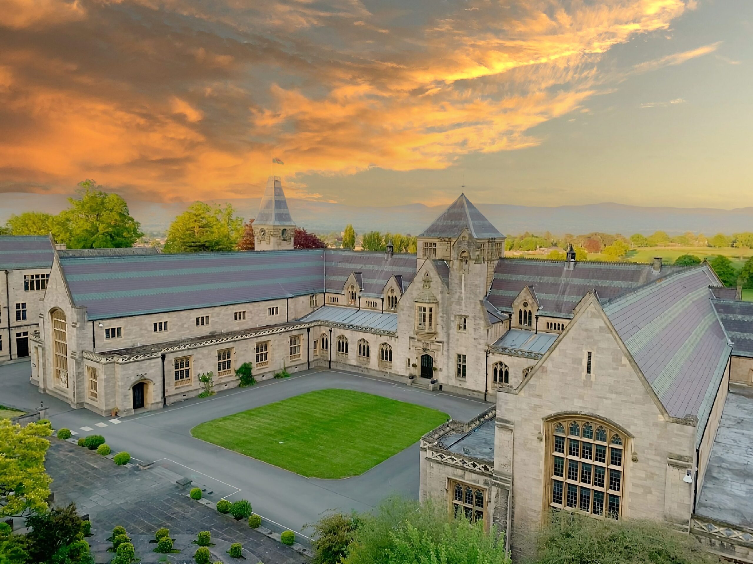 Myddelton College